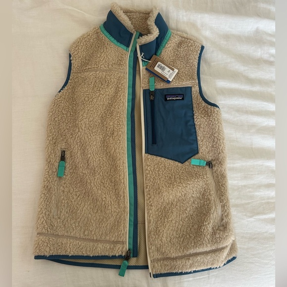 NWT Patagonia Women's Classic Retro-X Vest - Picture 4 of 6